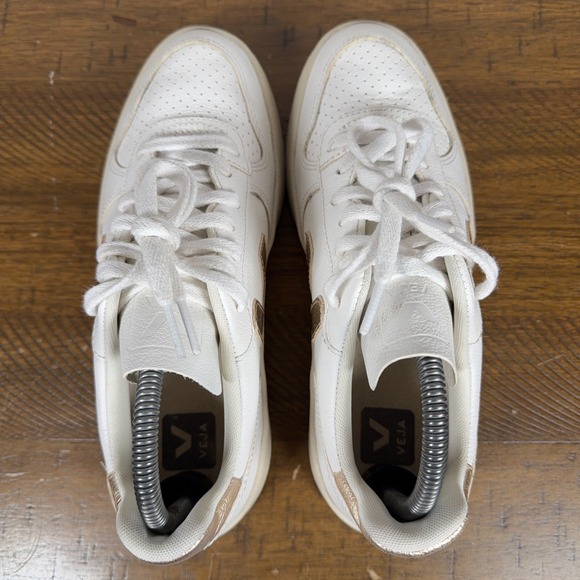 Veja ShoesWomens 8 White Gold  V-10 Low Top Lace Up Casual Sneakers - Picture 6 of 10